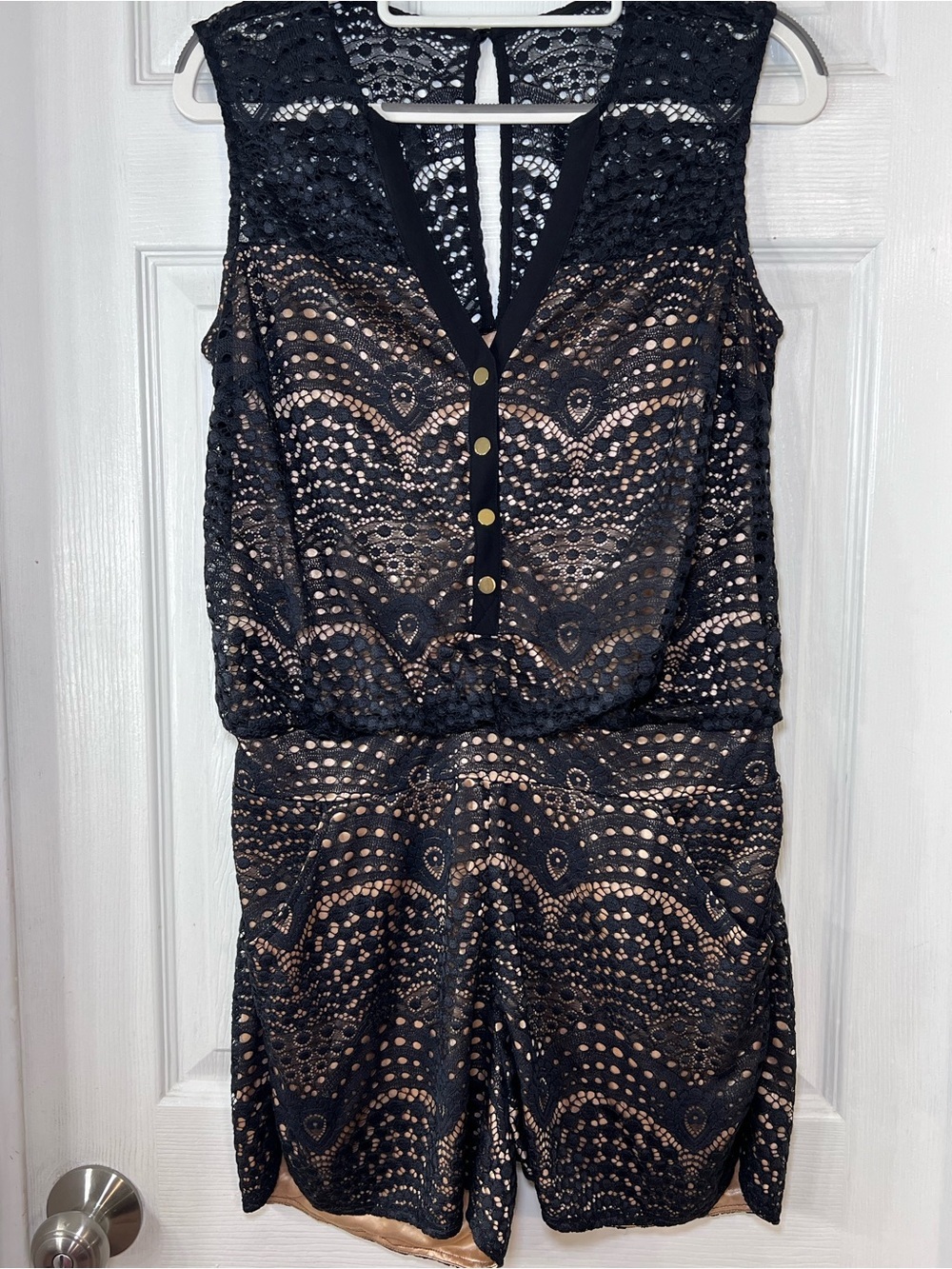Cache Black And Gold Jumpsuit & Romper Women’s Size Medium